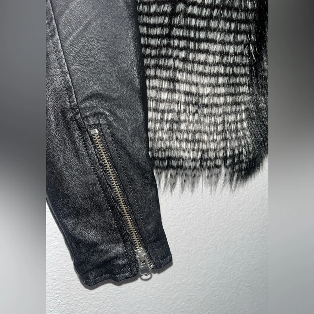 Volcom jacket - Picture 4 of 6